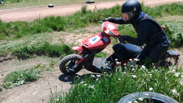 「50カップオフロード耐久レース」出場車両とレギュレーション